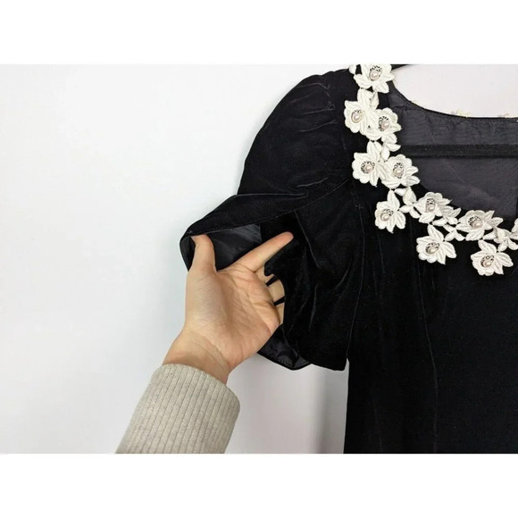 Vintage 90 CACHET BARI PROTAS 9/10 Velvet Dress Floral Lace Pearls Embellished - Picture 6 of 12